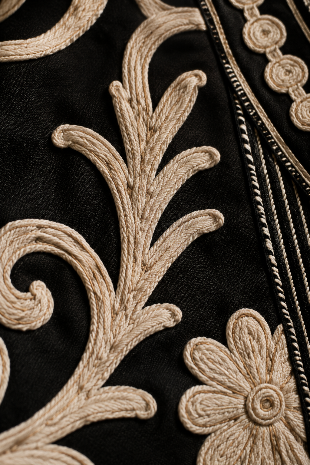 Andalucía Suzani Embroidered Jacket